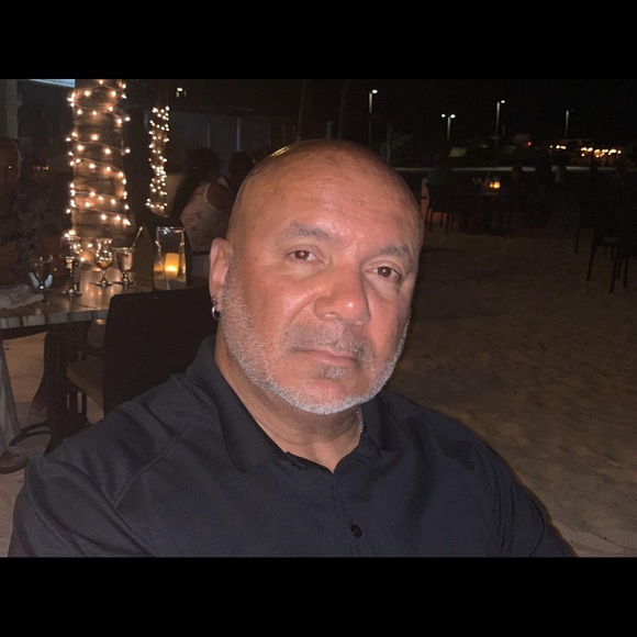 Meet your Posher, Julius - Picture 1 of 1